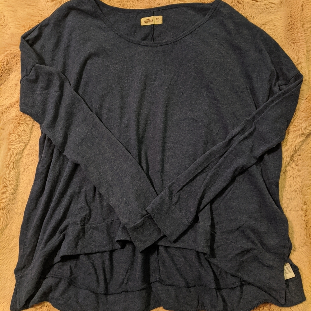 LiKE NEW ♡ Hollister shirt. (M/L)